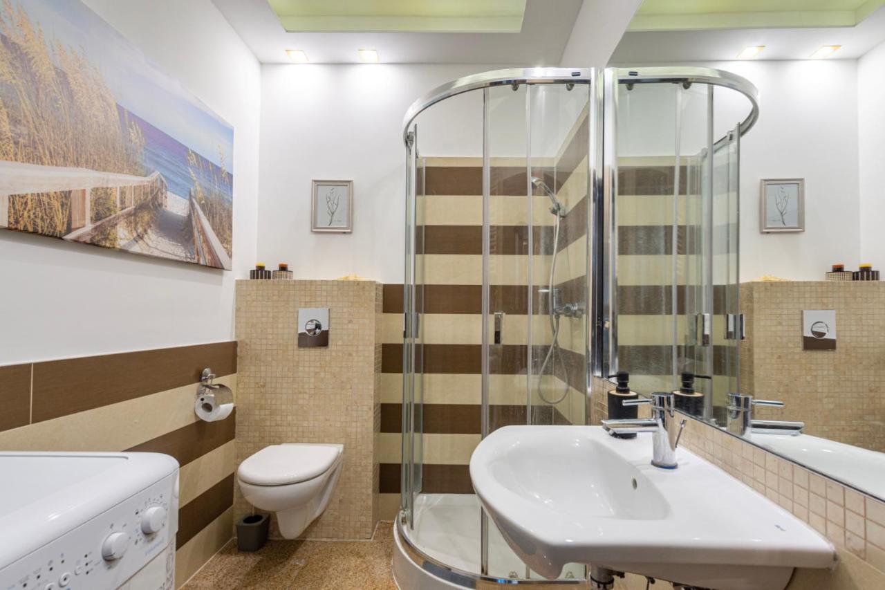 Golden Apartments Szafarnia 7-20 Гданск Екстериор снимка